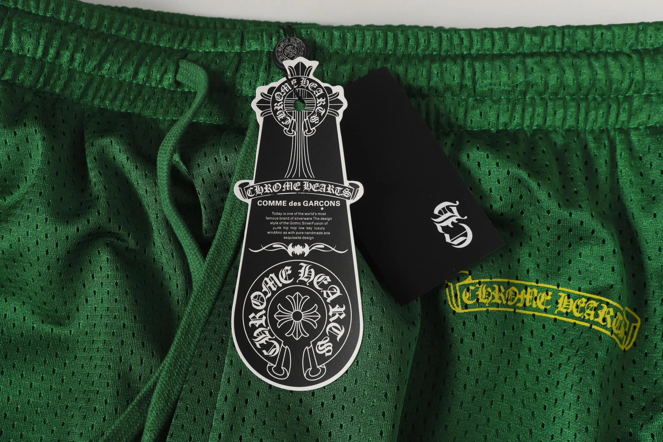 P200 Chrome Hearts CH Chrome Hearts popular Sanskrit printed mesh double layer ice hockey jersey 2 trousers sports suit. Uses direct injection imported machine printing. Hardware and accessories are all milled and customized. Correct configuration. Black 2025 Chrome Hearts authentic packaging. 280g double layer mesh custom woven and dyed. Large version. Loose and stylish. Different from low version, slim and long version with upper body and crotch pull. 100% commitment: top quality. Not fast food. Highest version on the market. Top quality - Distinguish from the ordinary versions on the market. If you care about quality, you should also respect the price. Absolutely 0 after-sales service and 0 return rate so far. It’s hard not to love the style - 280g double-layer mesh custom-woven and dyed - Correct high-density main mark, washed tag, hand-sewn